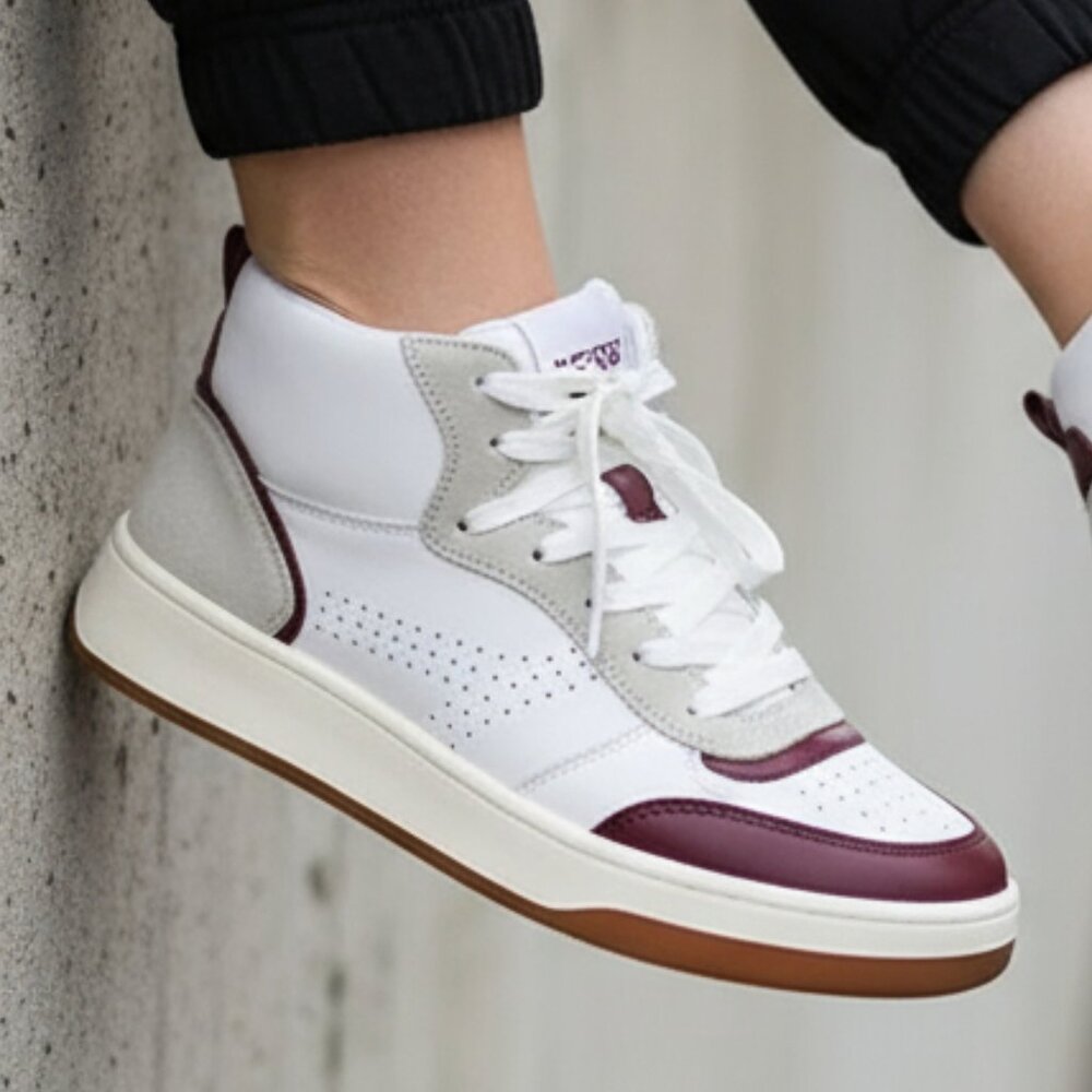 NEW Steve Madden Quality LEATHER Womens Sneakers Shoes White Burgundy size 6